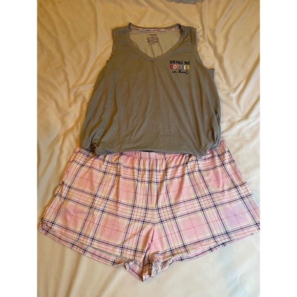 Joyspun Other - Joyspun Women XL Pajama Set Grey Coffee Tank Pink Plaid Shorts Sleepwear 2pc